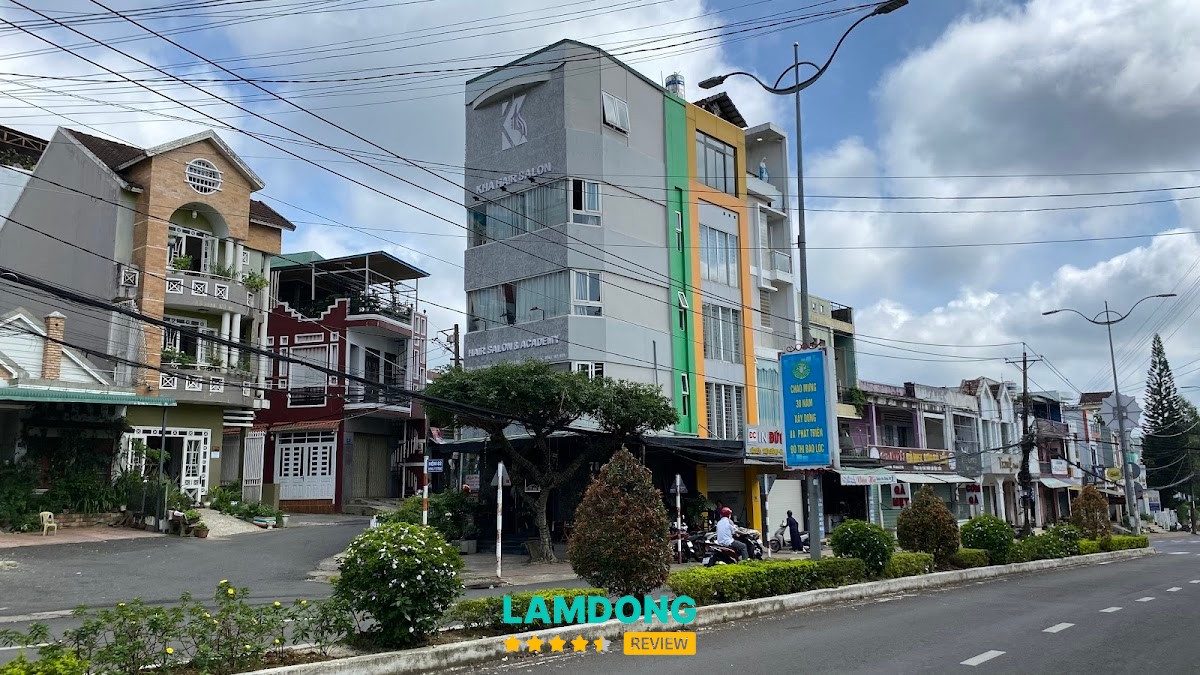 Kha Hair Salon – không gian salon