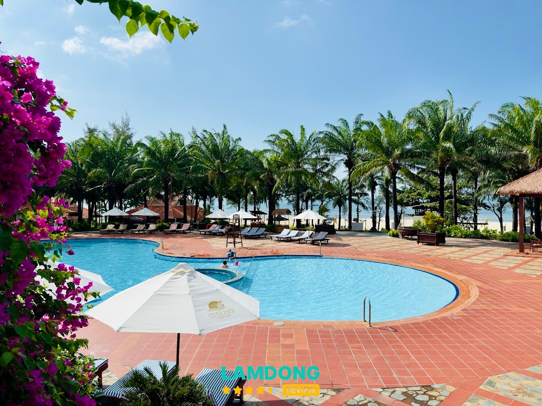 Phu Hai Beach Resort & Spa Phan Thiet – khuôn viên xanh