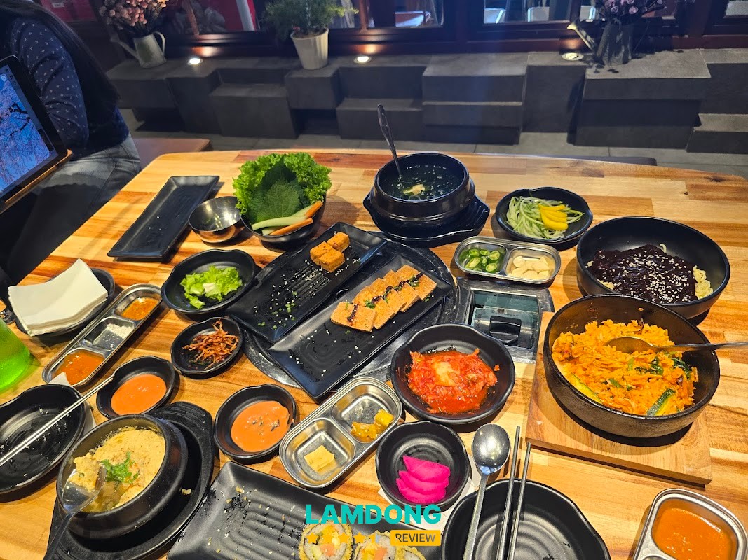 Fungi Chingu Chợ Đêm – không gian BBQ Đà Lạt
