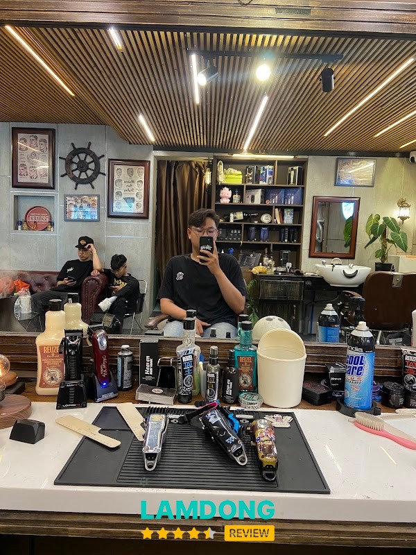 Ty Barber House – không gian barber