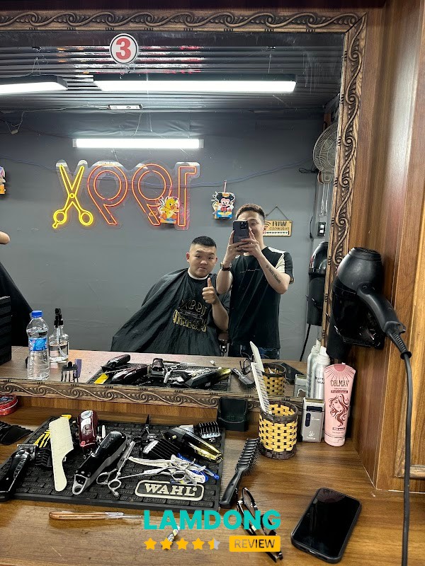 199X BARBERSHOP ĐÀ LẠT – không gian barber