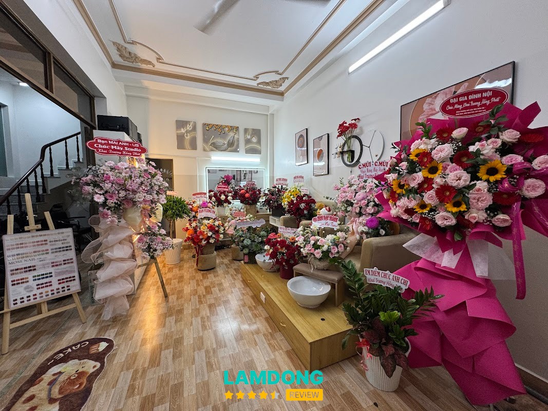 Mây Studio Makeup Nail Gội đầu – nail và makeup