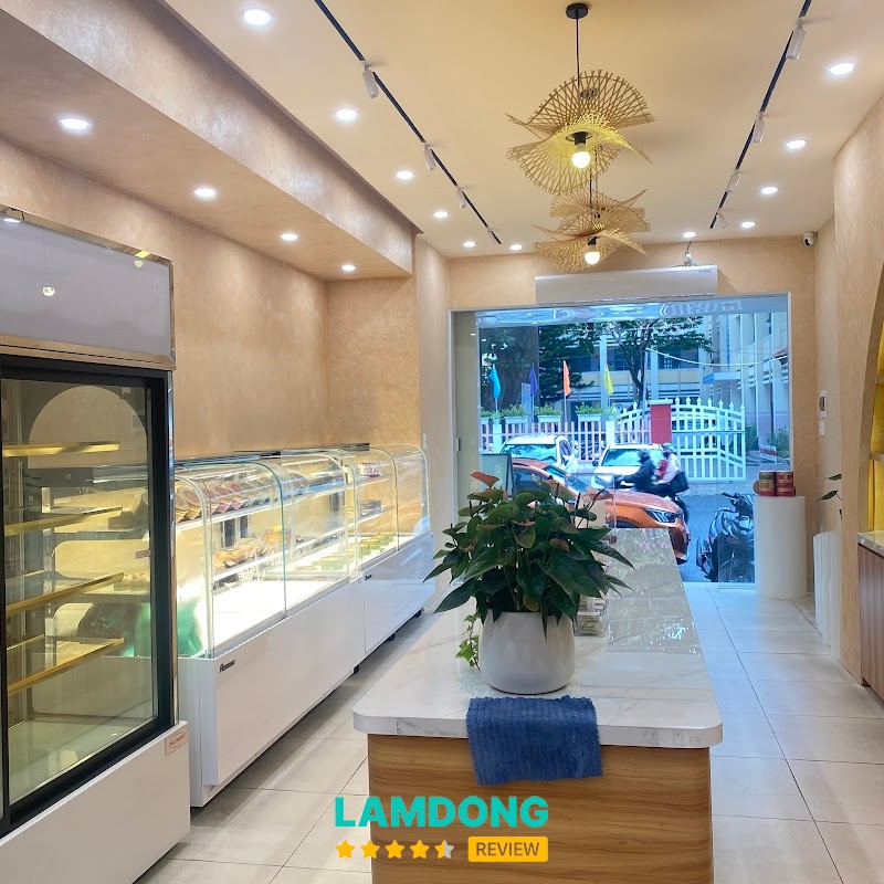 Tiệm bánh Lửng Mật – bánh xinh