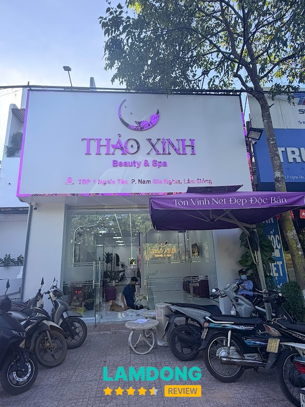 Thẩm Mỹ Thảo Xinh Gia Nghĩa