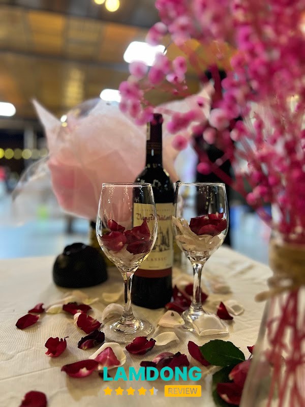 Sky Garden – không gian sân vườn uống bia