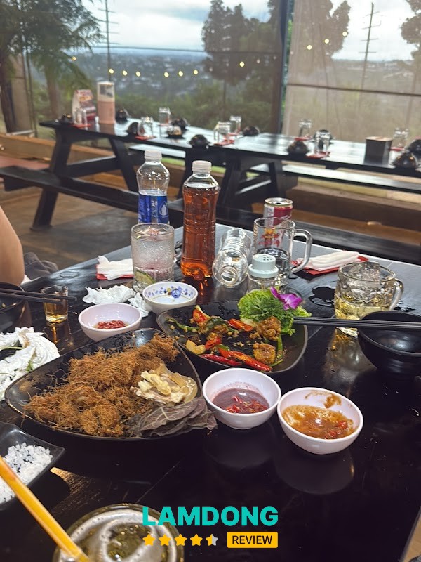 Sky Garden Gia Nghĩa – món nhậu và hải sản
