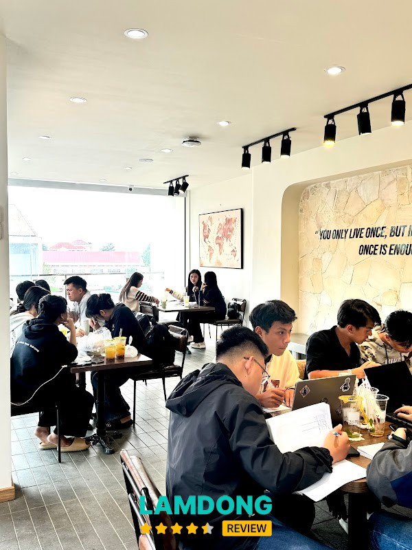 Trà sữa 8678 – 244 Bùi Thị Xuân, Đà Lạt
