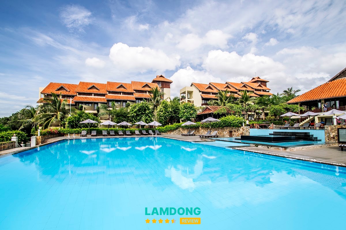 Romana Resort & Spa – phòng nghỉ view biển